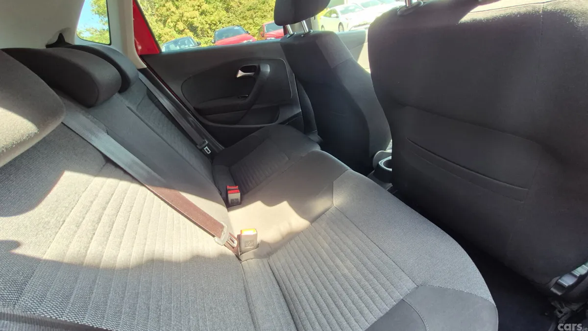 Volkswagen Polo Hatchback, Petrol, 2014, Red
