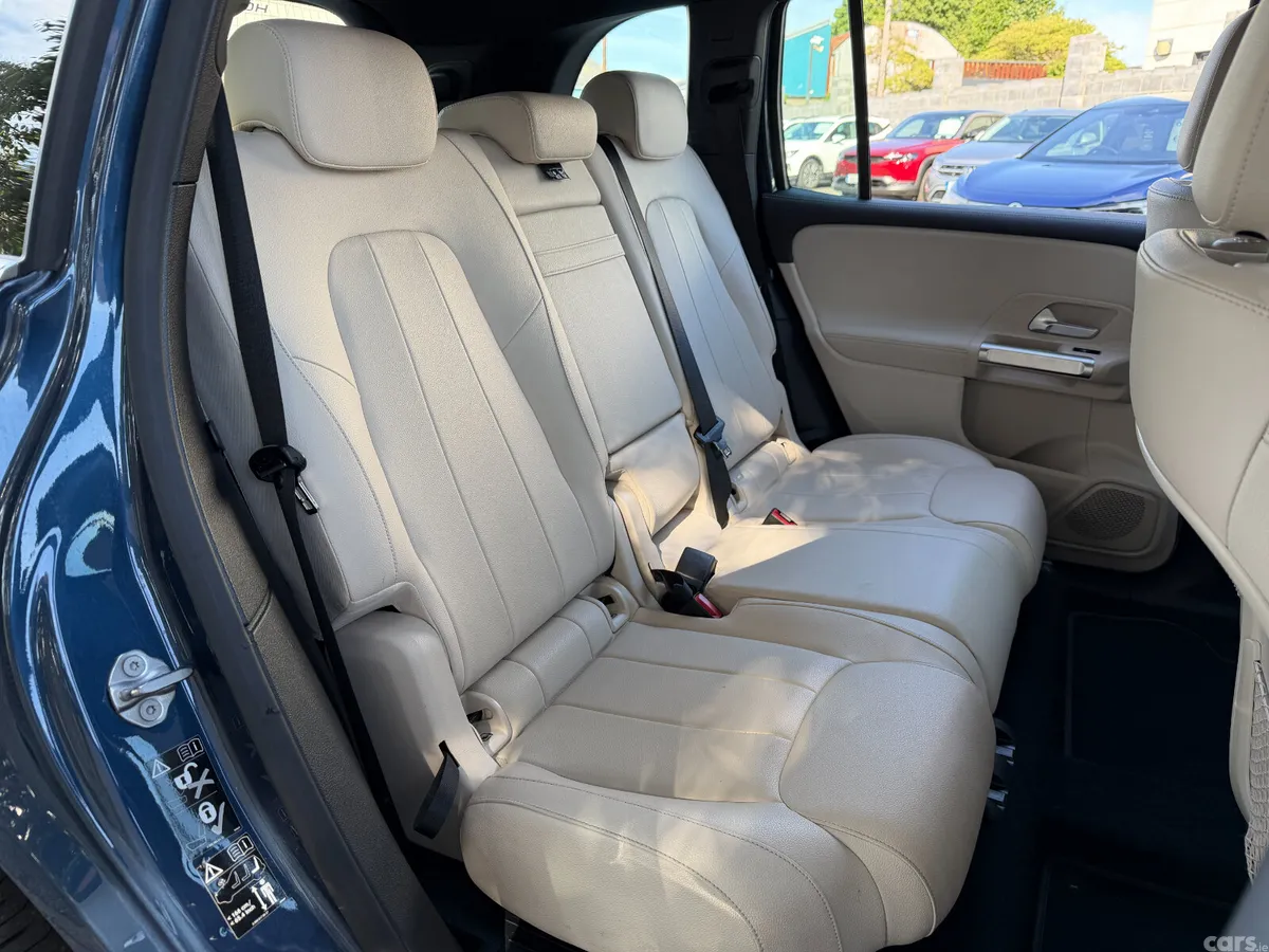 Mercedes-Benz EQB Estate/Jeep, Electric, 2022, Blue