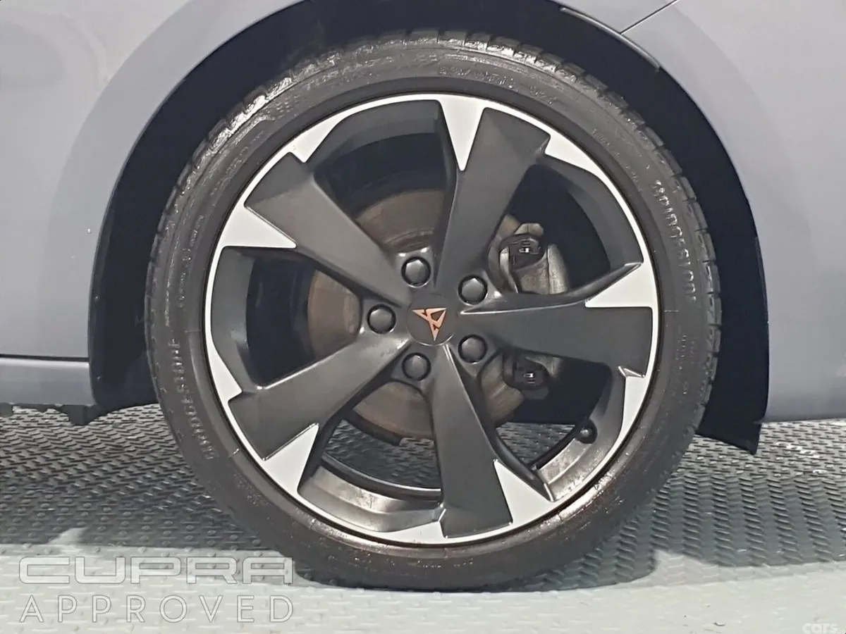 Cupra Leon Hatchback, Diesel, 2024, Grey