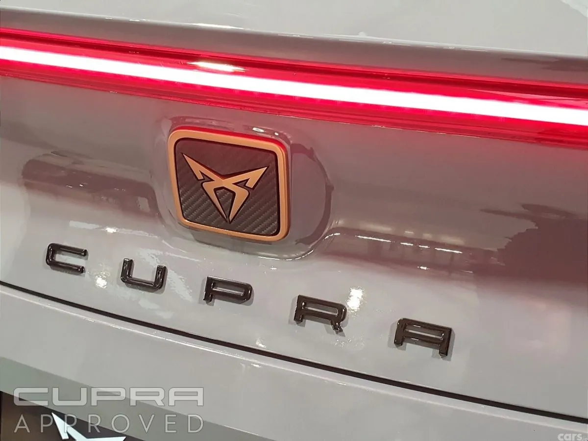 Cupra Leon Hatchback, Diesel, 2024, Grey