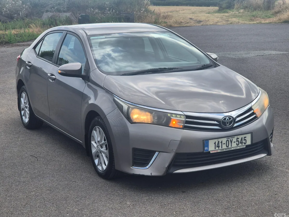 Toyota Corolla Saloon, Diesel, 2014, Grey