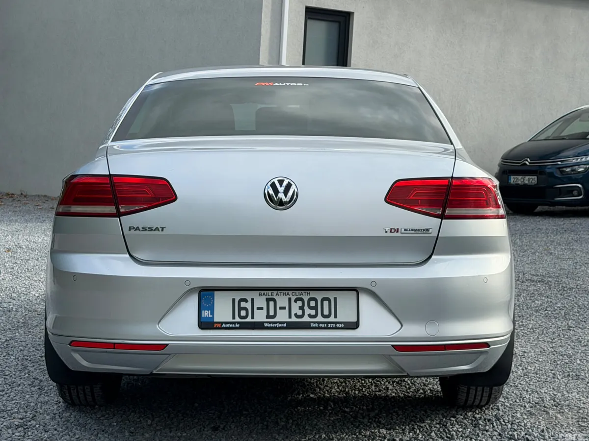 Volkswagen Passat Saloon, Diesel, 2016, Silver