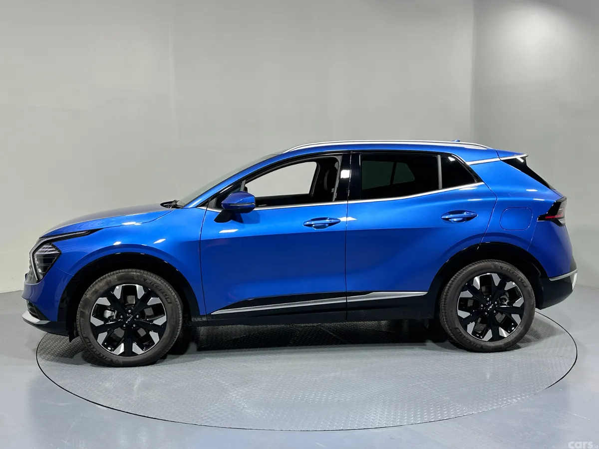 Kia Sportage SUV, Petrol Plug-in Hybrid, 2026, Blue
