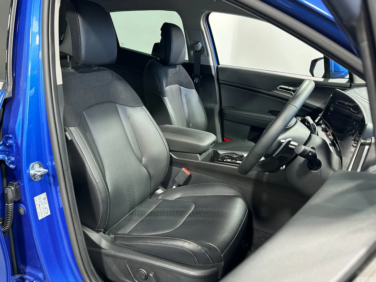 Kia Sportage SUV, Petrol Plug-in Hybrid, 2026, Blue