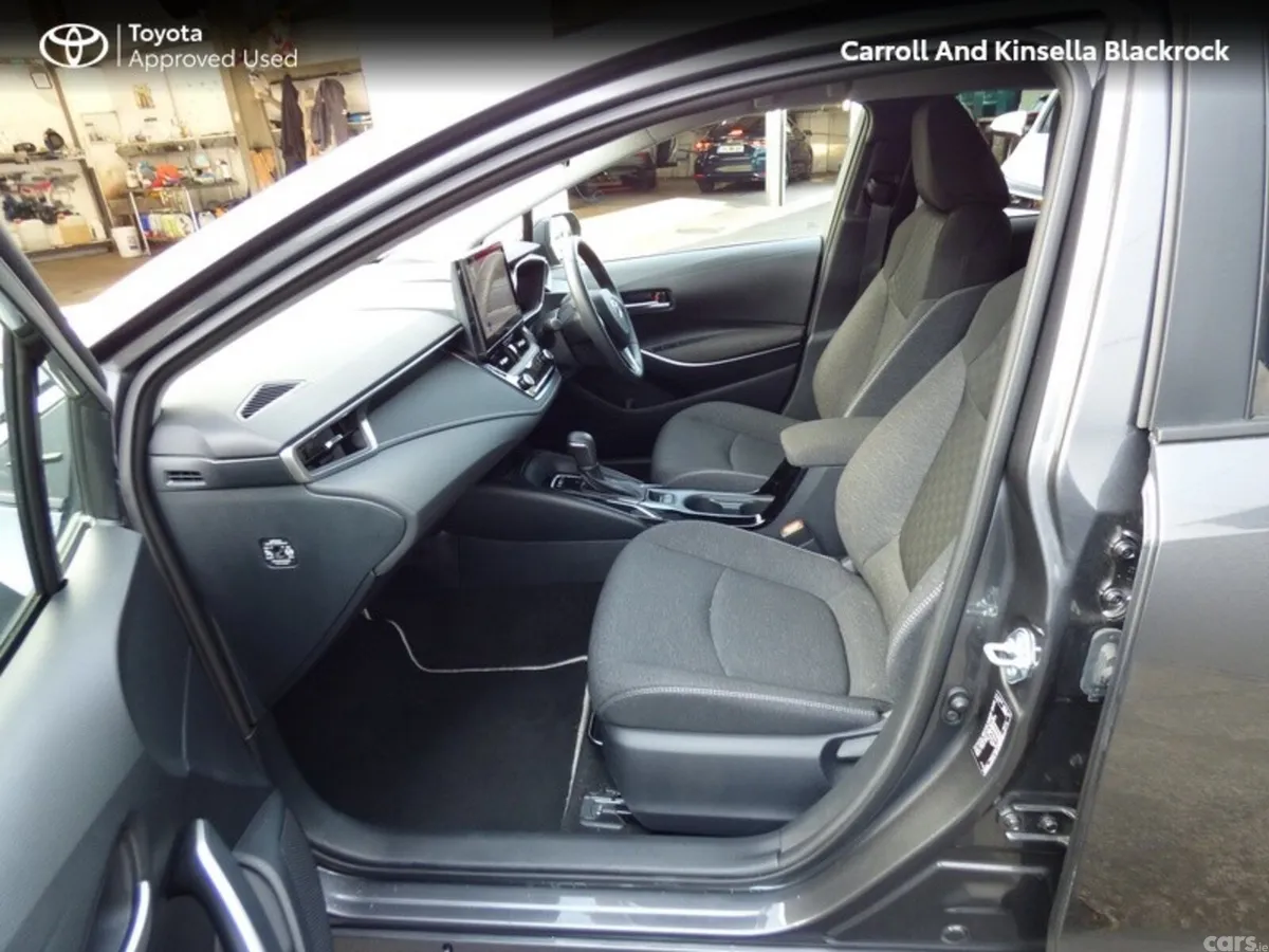 Toyota Corolla Saloon, Petrol Hybrid, 2025, Grey