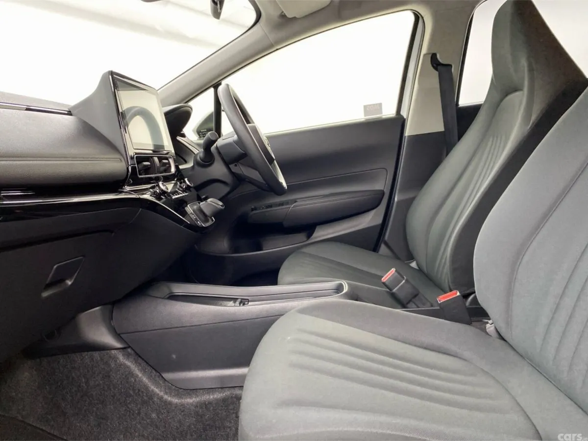 Toyota Aqua Hatchback, Petrol, 2024, White