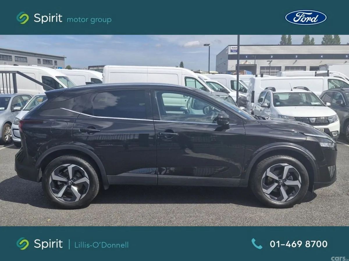 Nissan Qashqai MPV, Petrol, 2023, Black