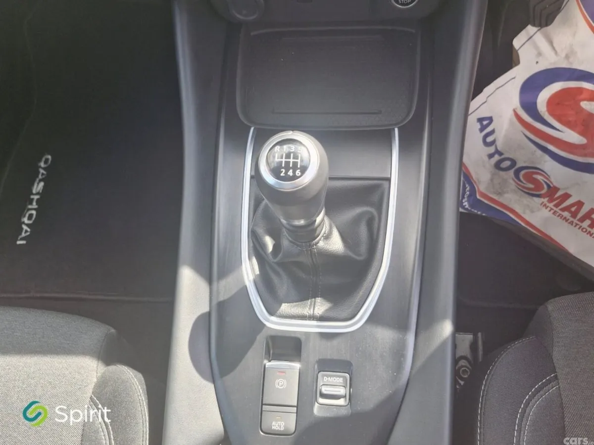 Nissan Qashqai MPV, Petrol, 2023, Black