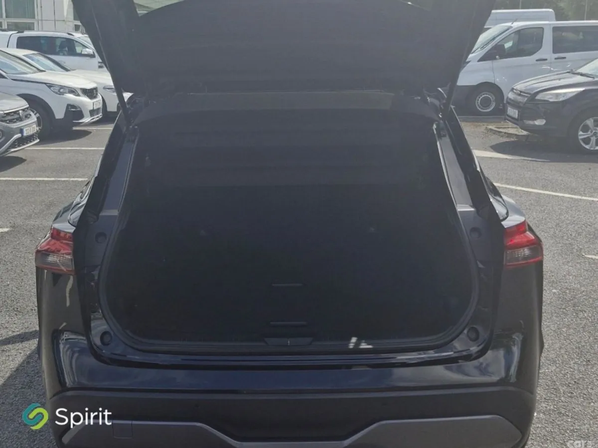 Nissan Qashqai MPV, Petrol, 2023, Black