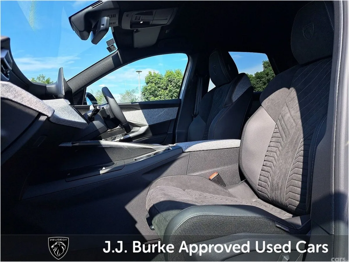 Peugeot 3008 SUV, Petrol Hybrid, 2026, Grey