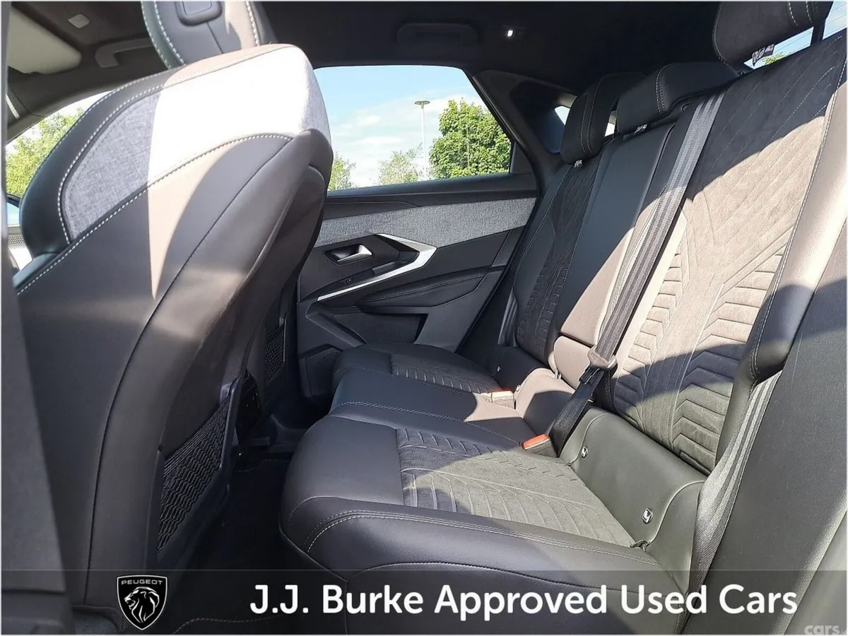Peugeot 3008 SUV, Petrol Hybrid, 2026, Grey