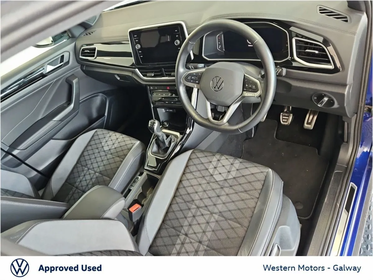 Volkswagen T-Roc SUV, Diesel, 2025, Blue