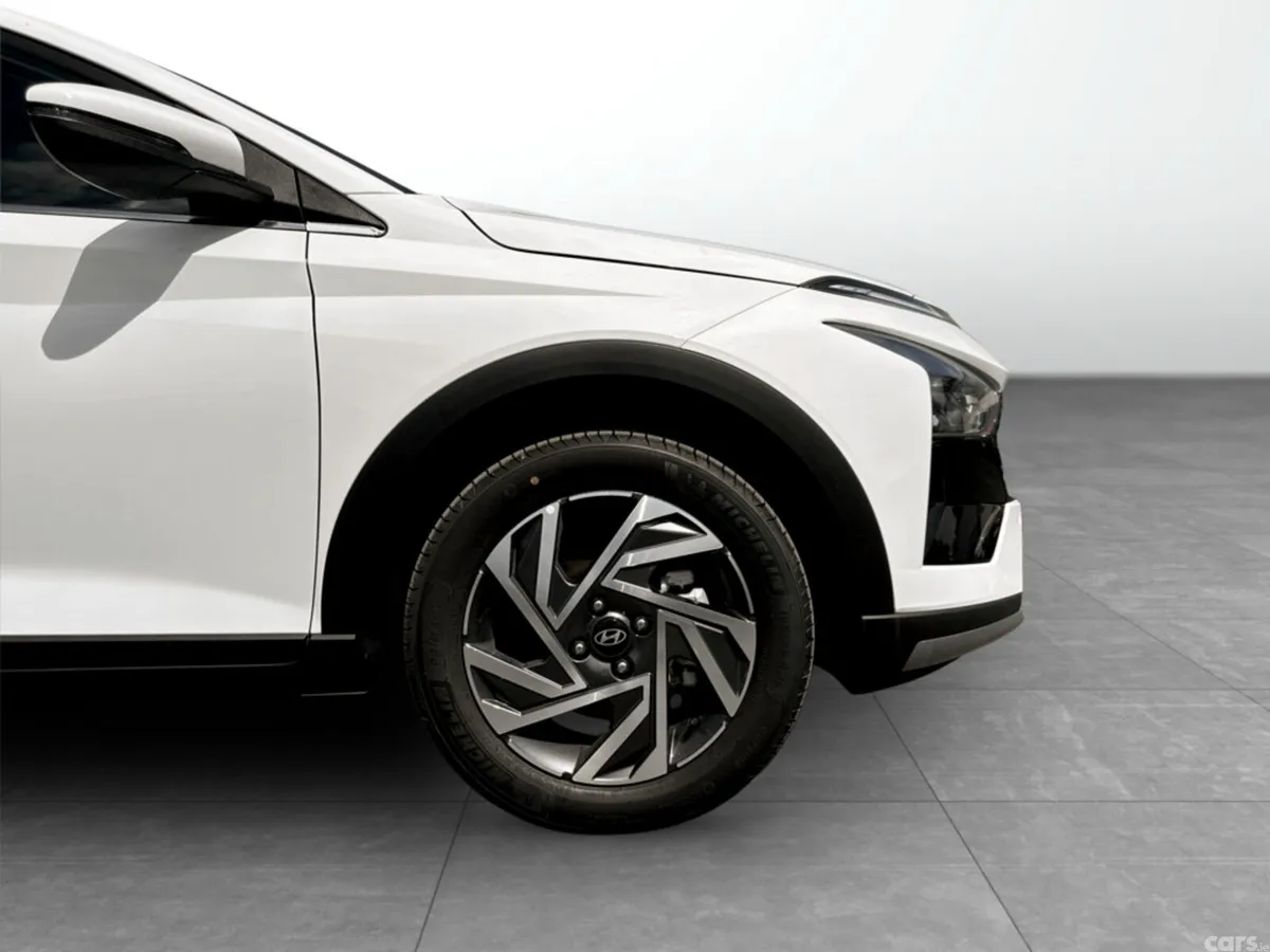 Hyundai Bayon Estate/Jeep, Petrol, 2026, White