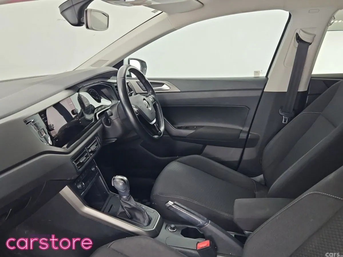 Volkswagen Polo Hatchback, Petrol, 2019, White