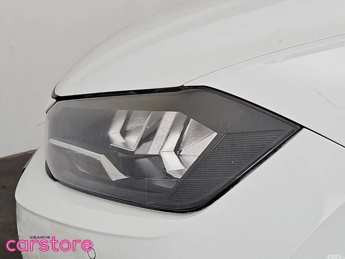 Volkswagen Polo Hatchback, Petrol, 2019, White