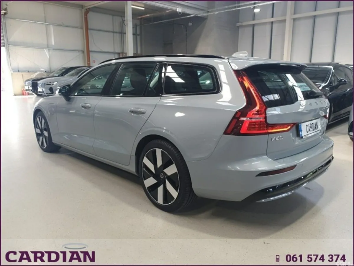 Volvo V60 Estate, Petrol Hybrid, 2025, Grey