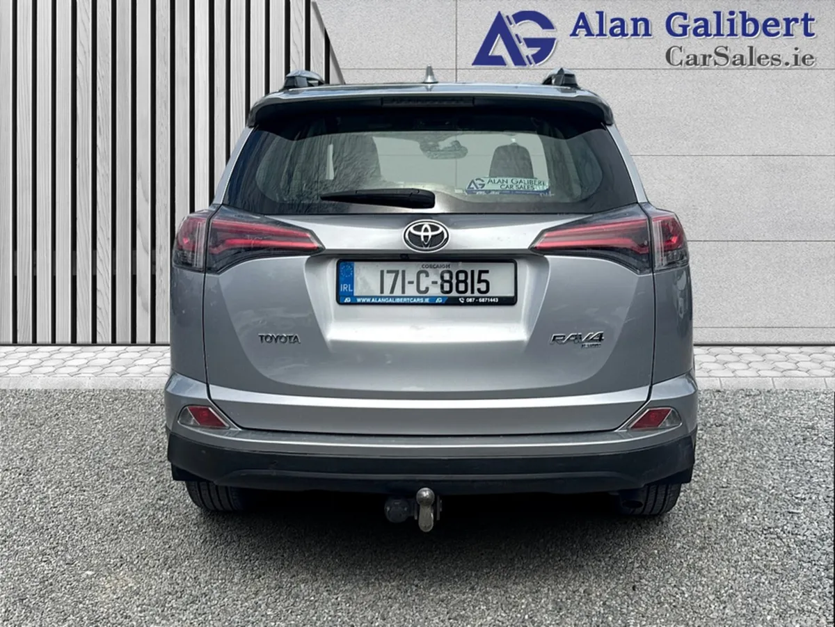 Toyota RAV4 MPV, Diesel, 2017, Grey