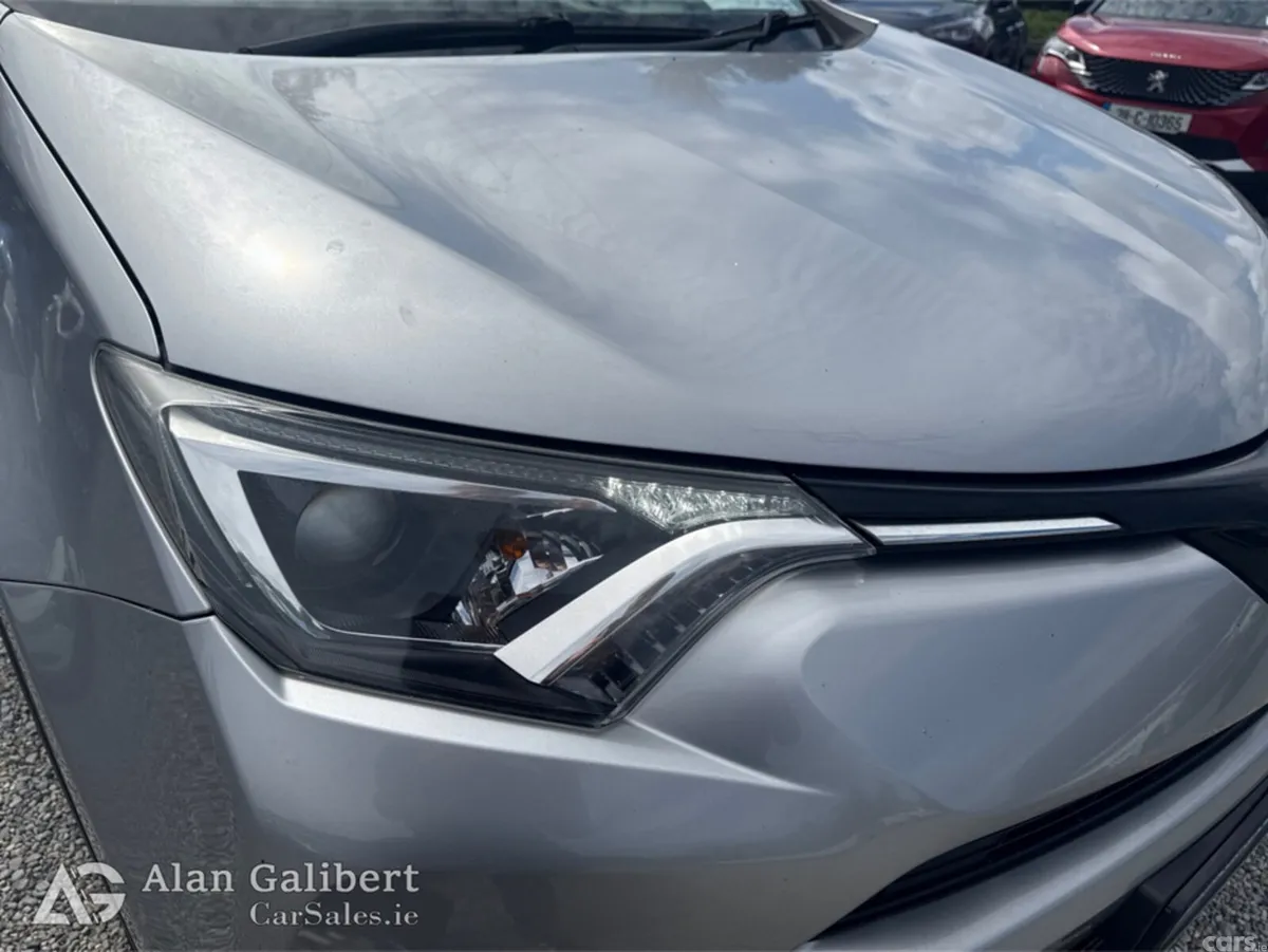 Toyota RAV4 MPV, Diesel, 2017, Grey