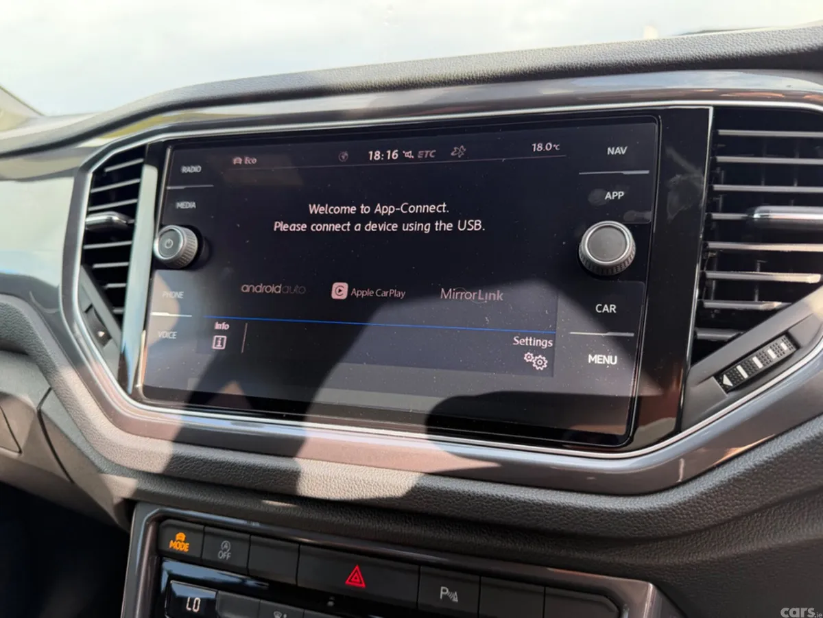 Volkswagen T-Roc SUV, Diesel, 2021, Blue