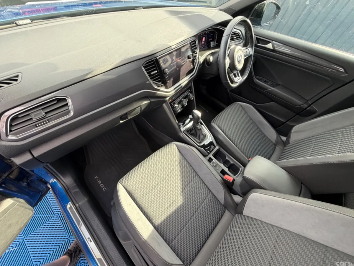 Volkswagen T-Roc SUV, Diesel, 2021, Blue