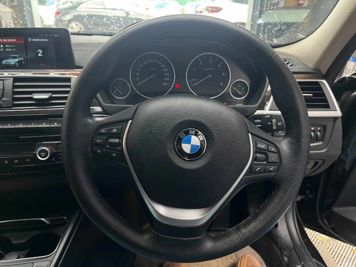 BMW 3-Series Estate, Diesel, 2019, Black