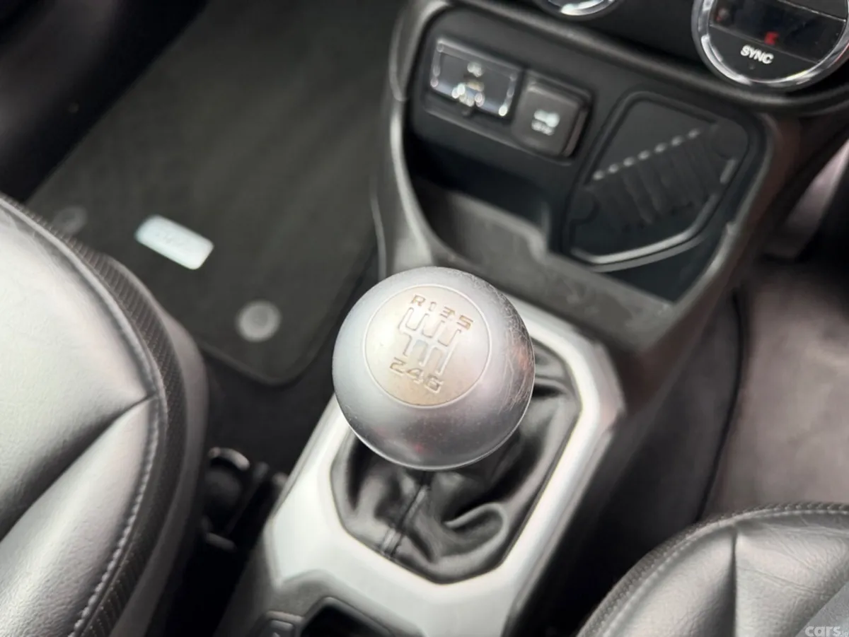 Jeep Renegade SUV, Diesel, 2017, White