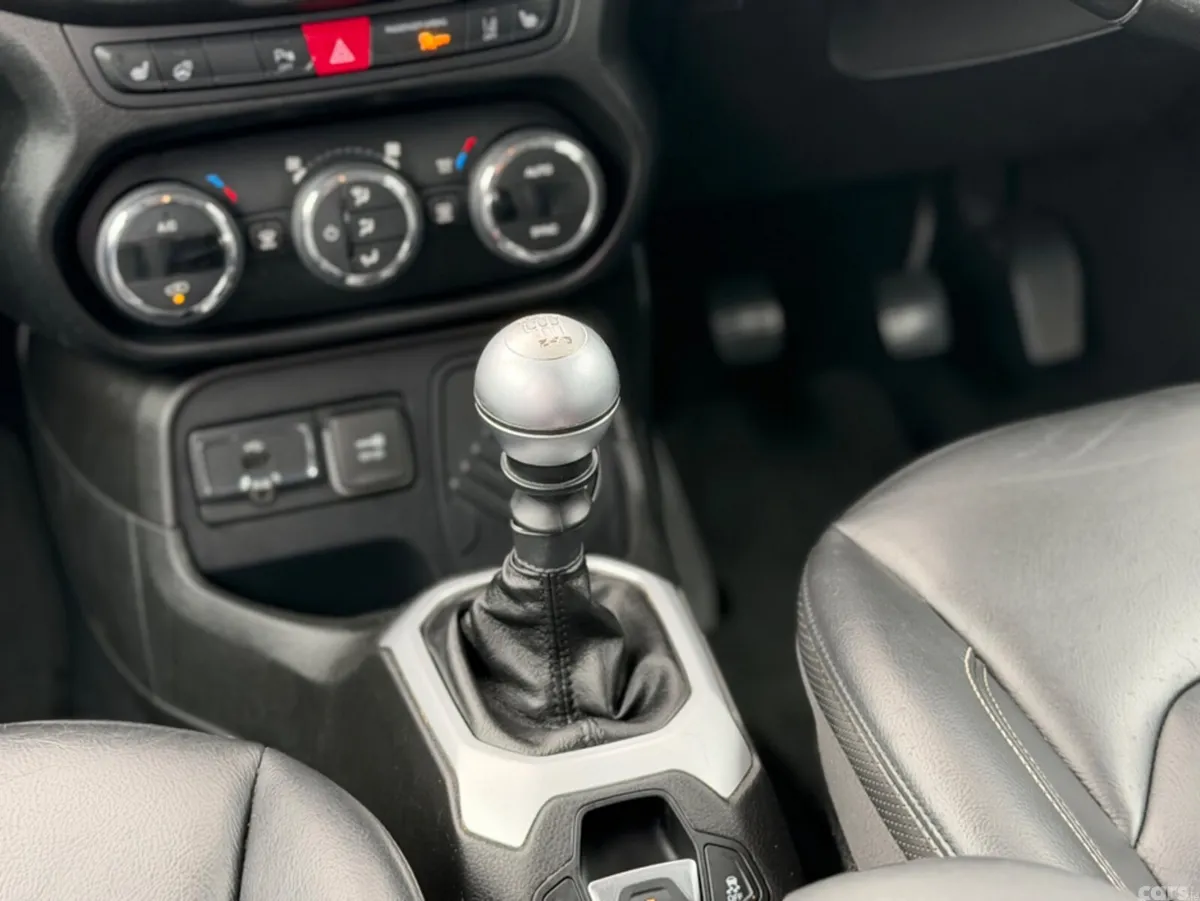 Jeep Renegade SUV, Diesel, 2017, White