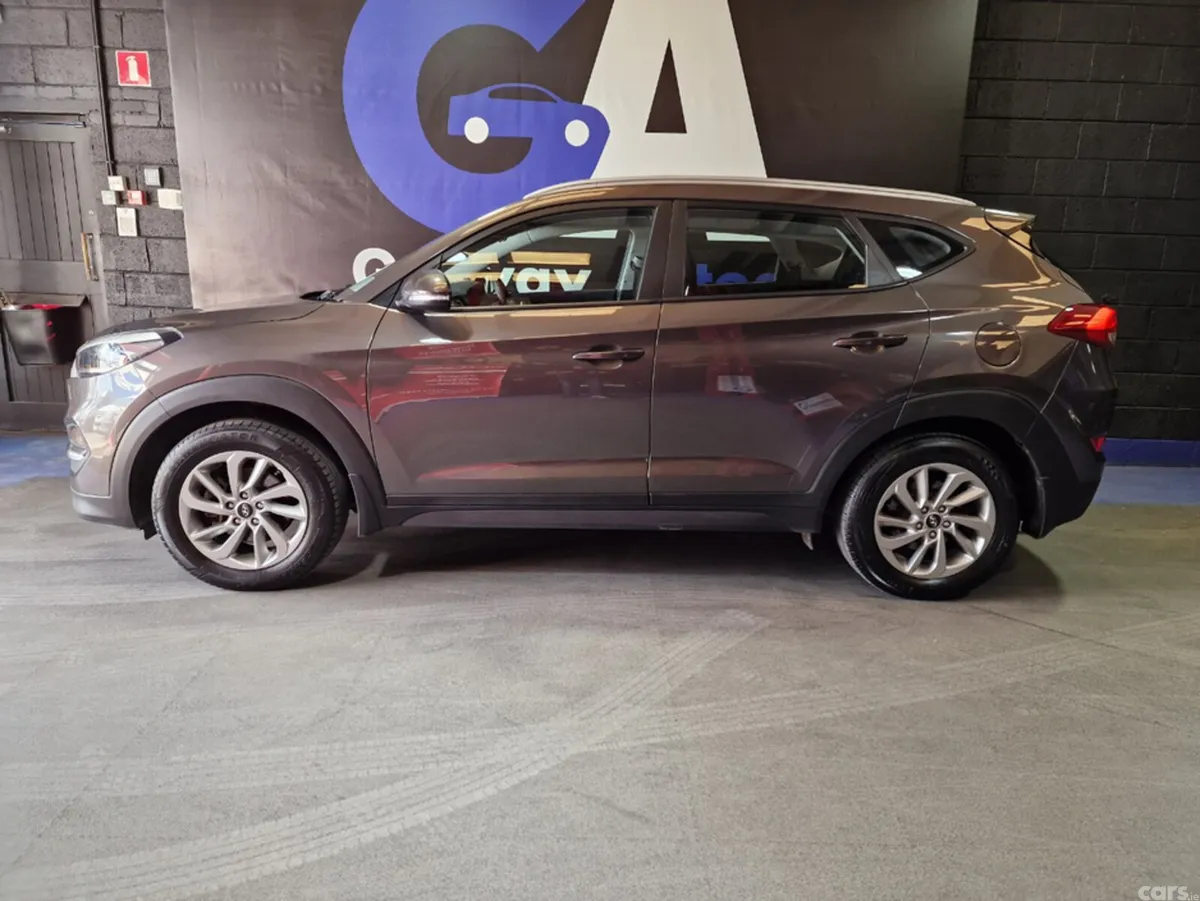 Hyundai Tucson SUV, Diesel, 2016, Grey