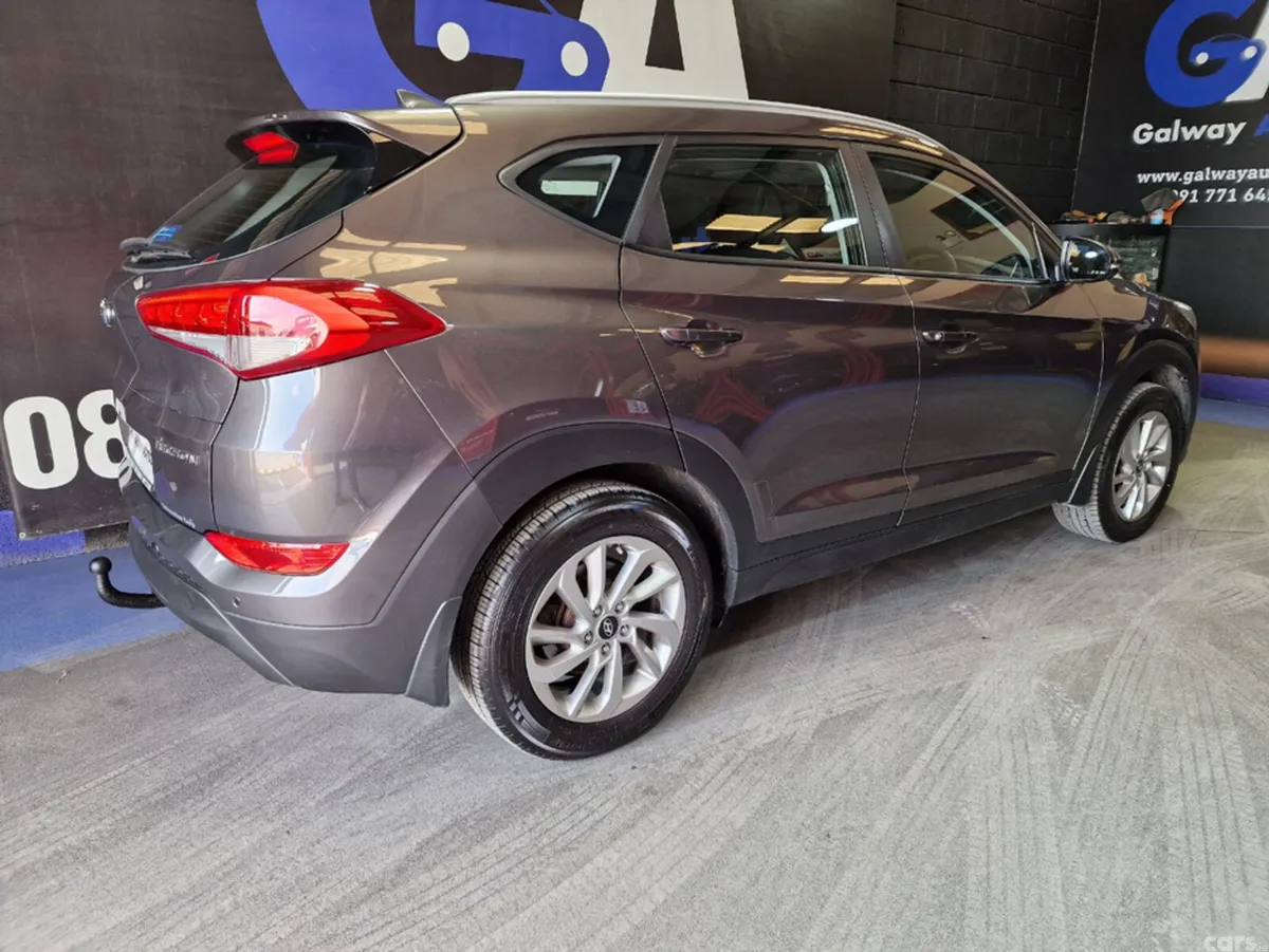 Hyundai Tucson SUV, Diesel, 2016, Grey