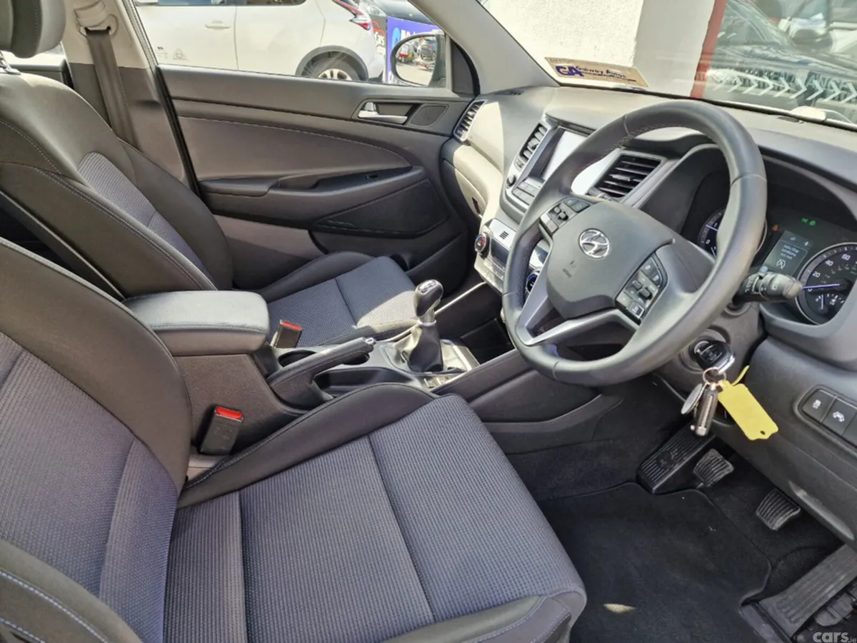 Hyundai Tucson SUV, Diesel, 2016, Grey