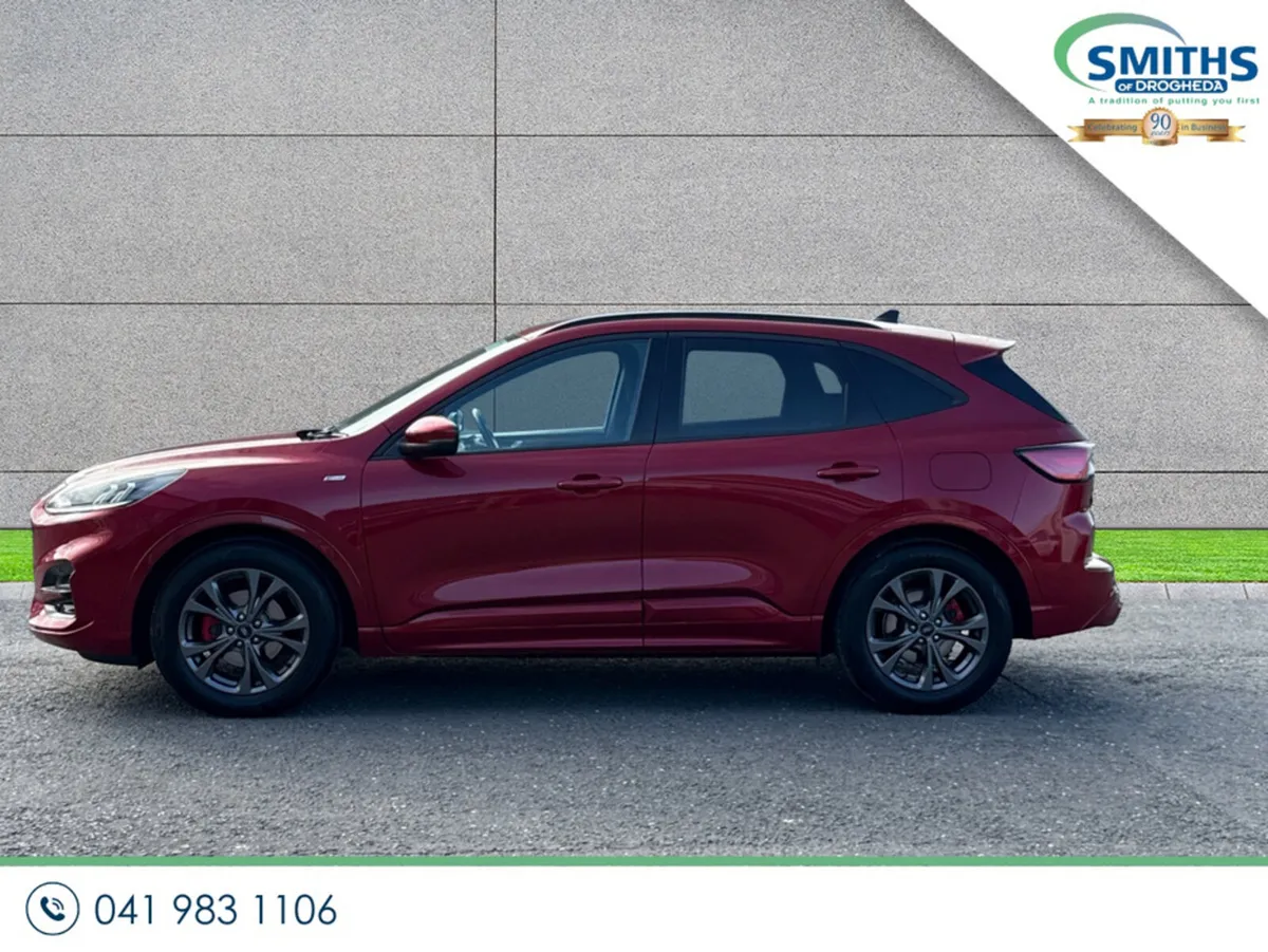 Ford Kuga MPV, Diesel, 2021, Red