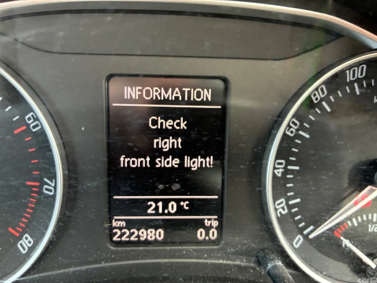 Skoda Octavia Hatchback, Petrol, 2009, Beige