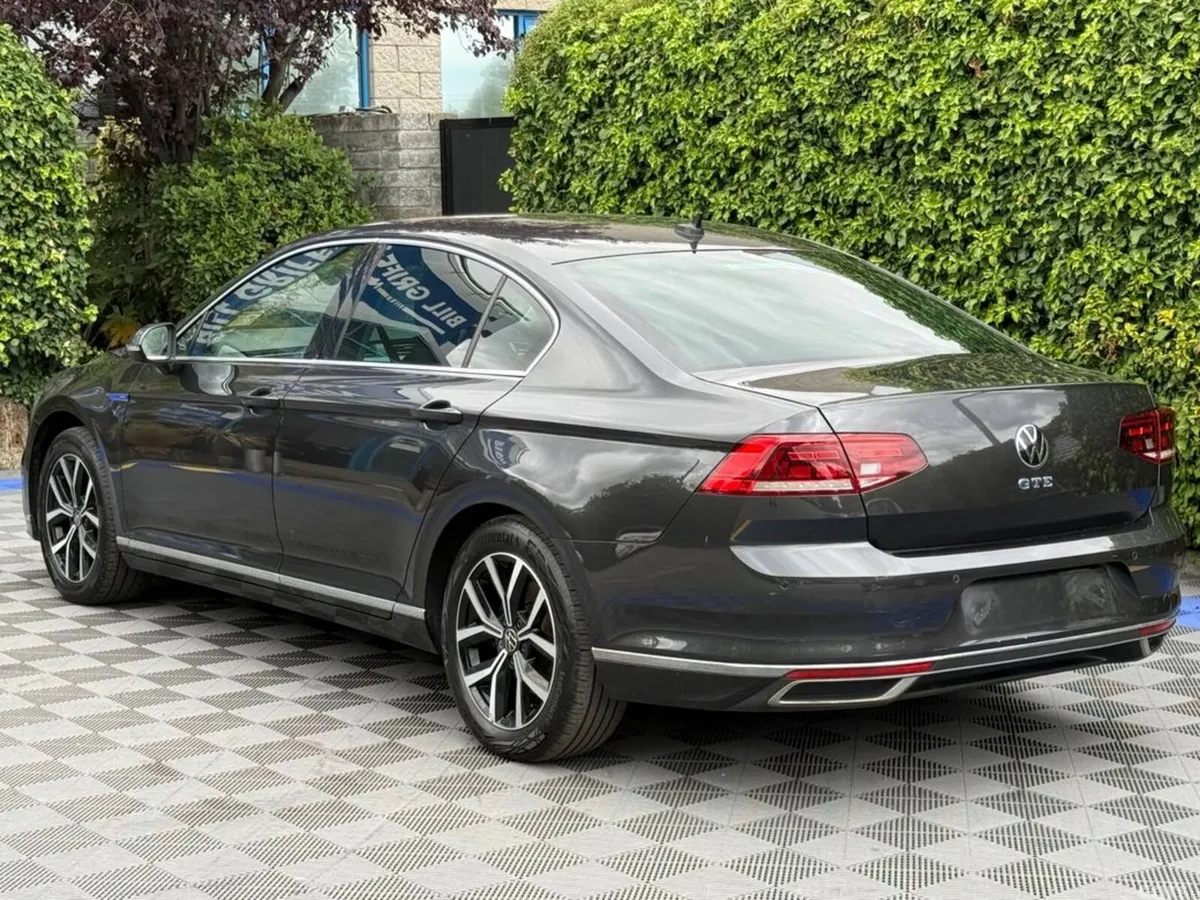 Volkswagen Passat Saloon, Petrol Plug-in Hybrid, 2021, Grey