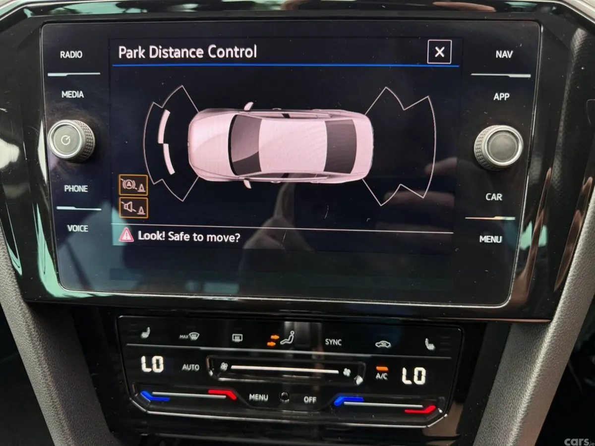 Volkswagen Passat Saloon, Petrol Plug-in Hybrid, 2021, Grey