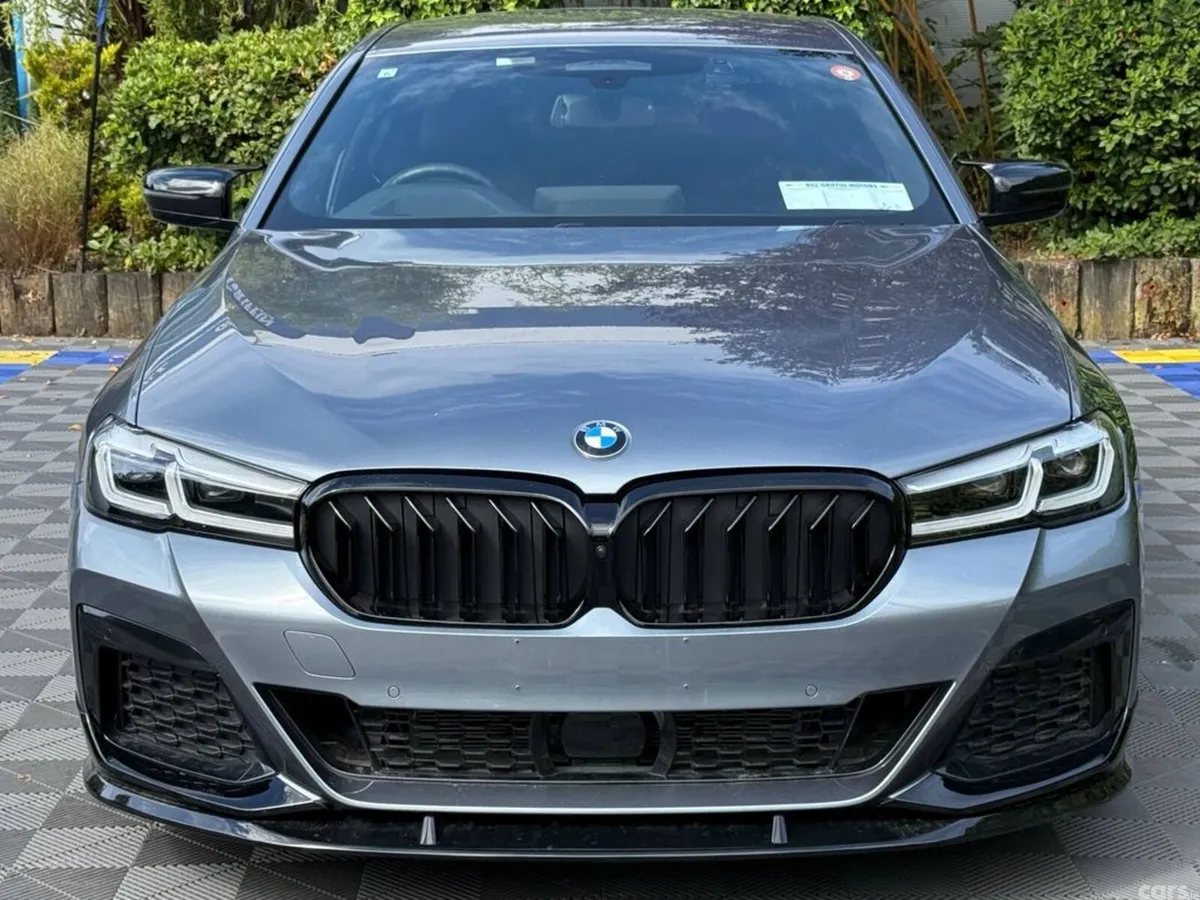 BMW 5-Series Saloon, Petrol Plug-in Hybrid, 2021, Grey