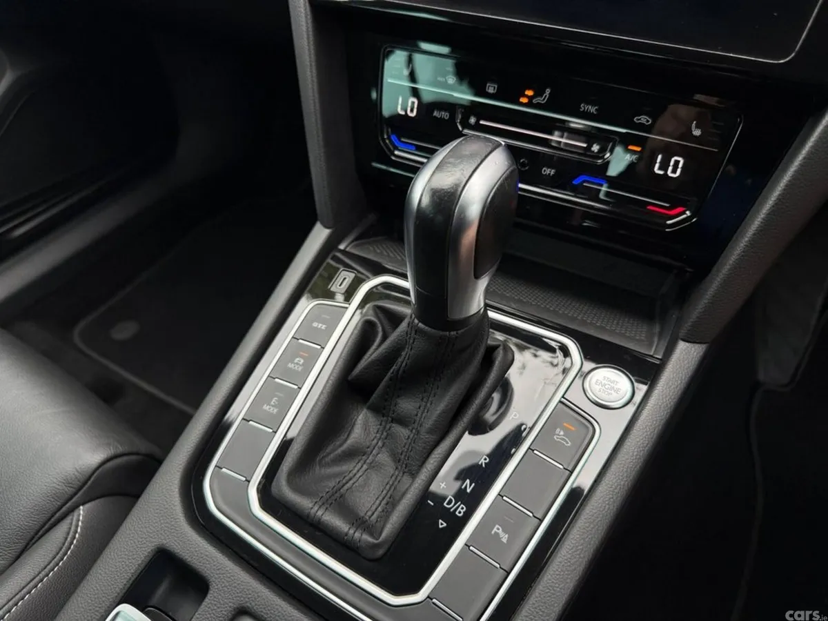 Volkswagen Passat Saloon, Petrol Plug-in Hybrid, 2021, Grey