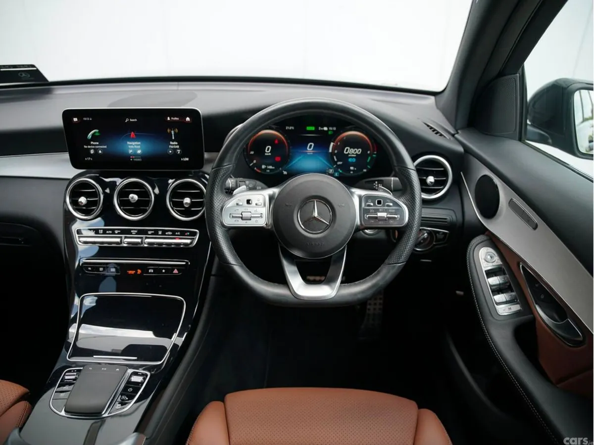 Mercedes-Benz GLC SUV, Diesel Plug-in Hybrid, 2023, Grey