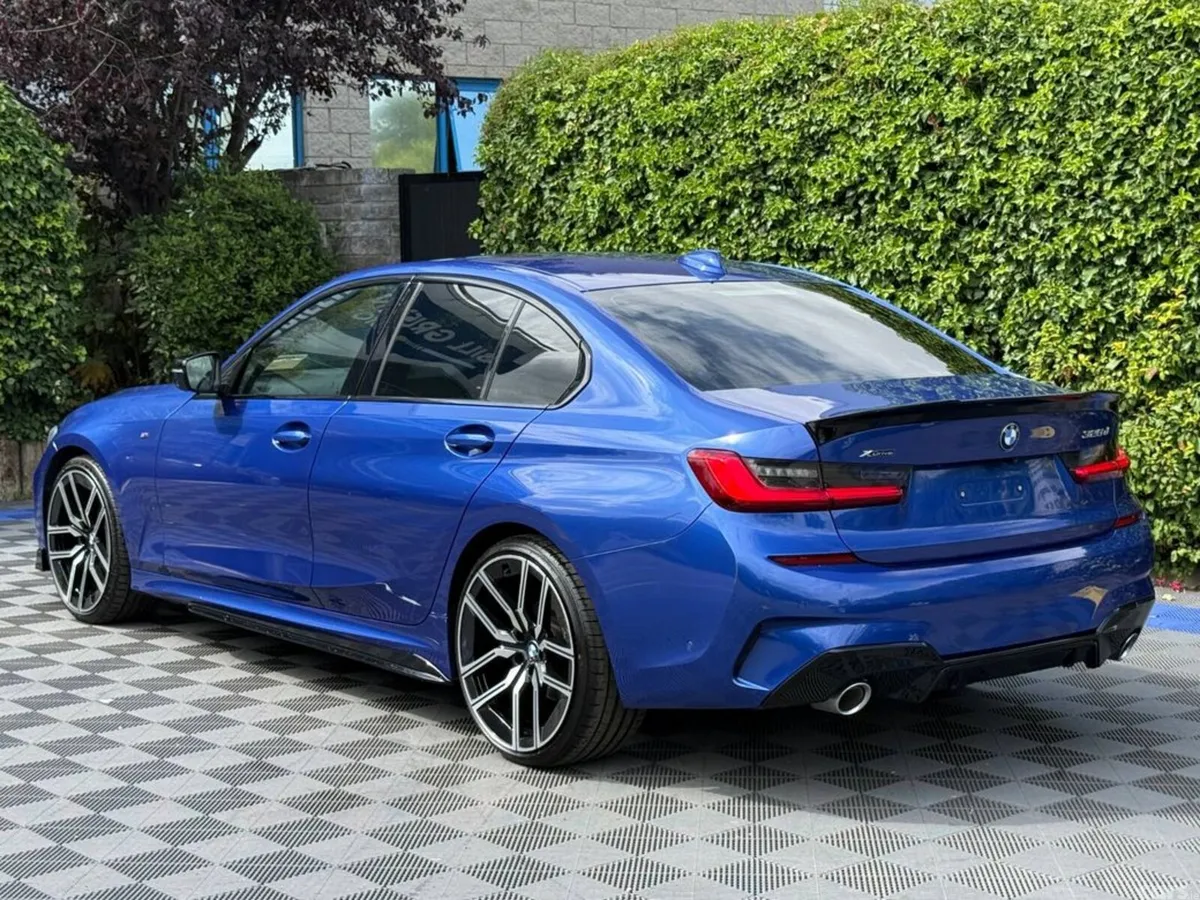 BMW 3-Series Saloon, Diesel, 2021, Blue