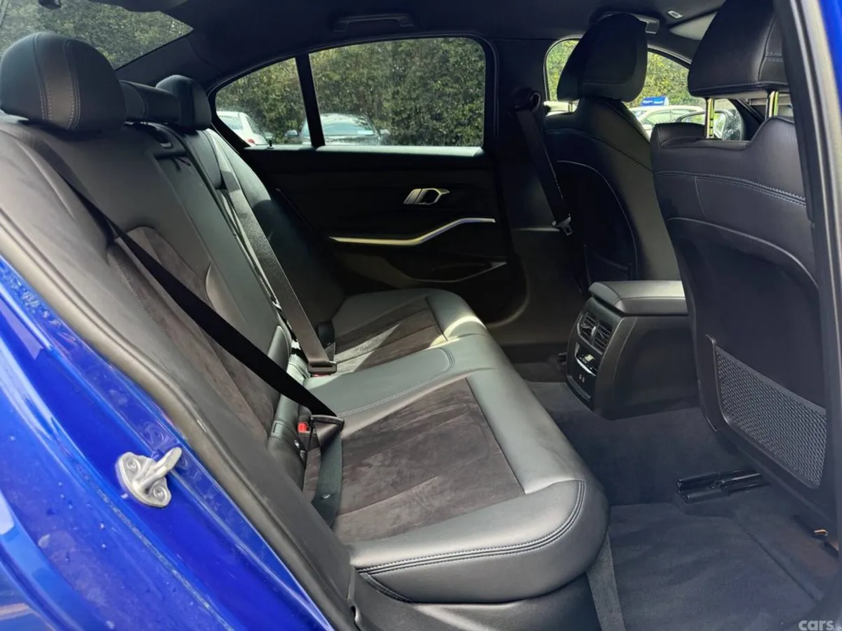 BMW 3-Series Saloon, Diesel, 2021, Blue