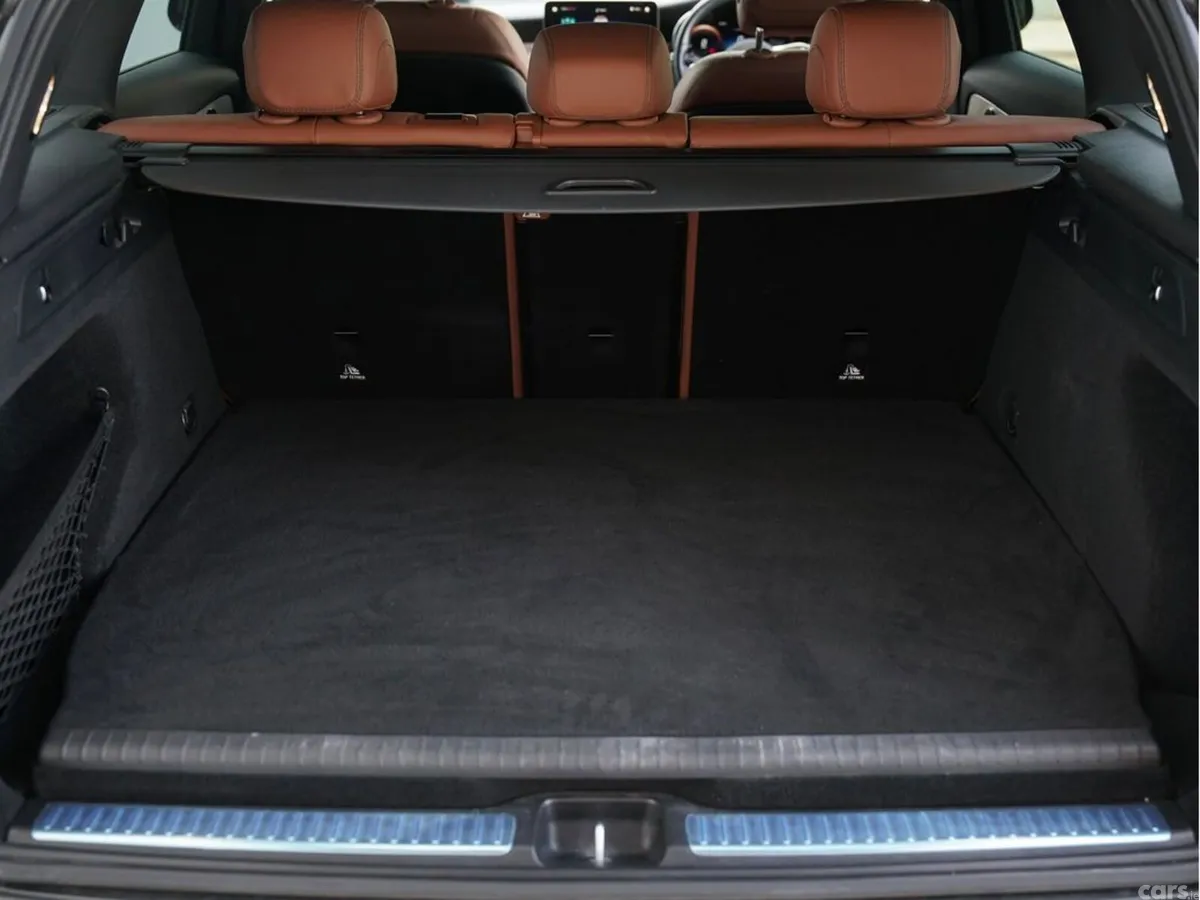 Mercedes-Benz GLC SUV, Diesel Plug-in Hybrid, 2023, Grey