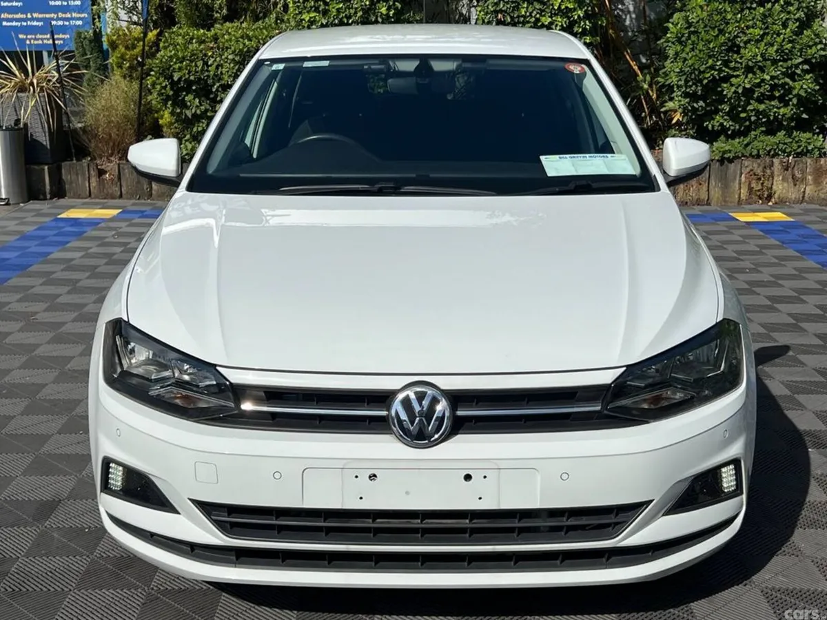 Volkswagen Polo Hatchback, Petrol, 2019, White
