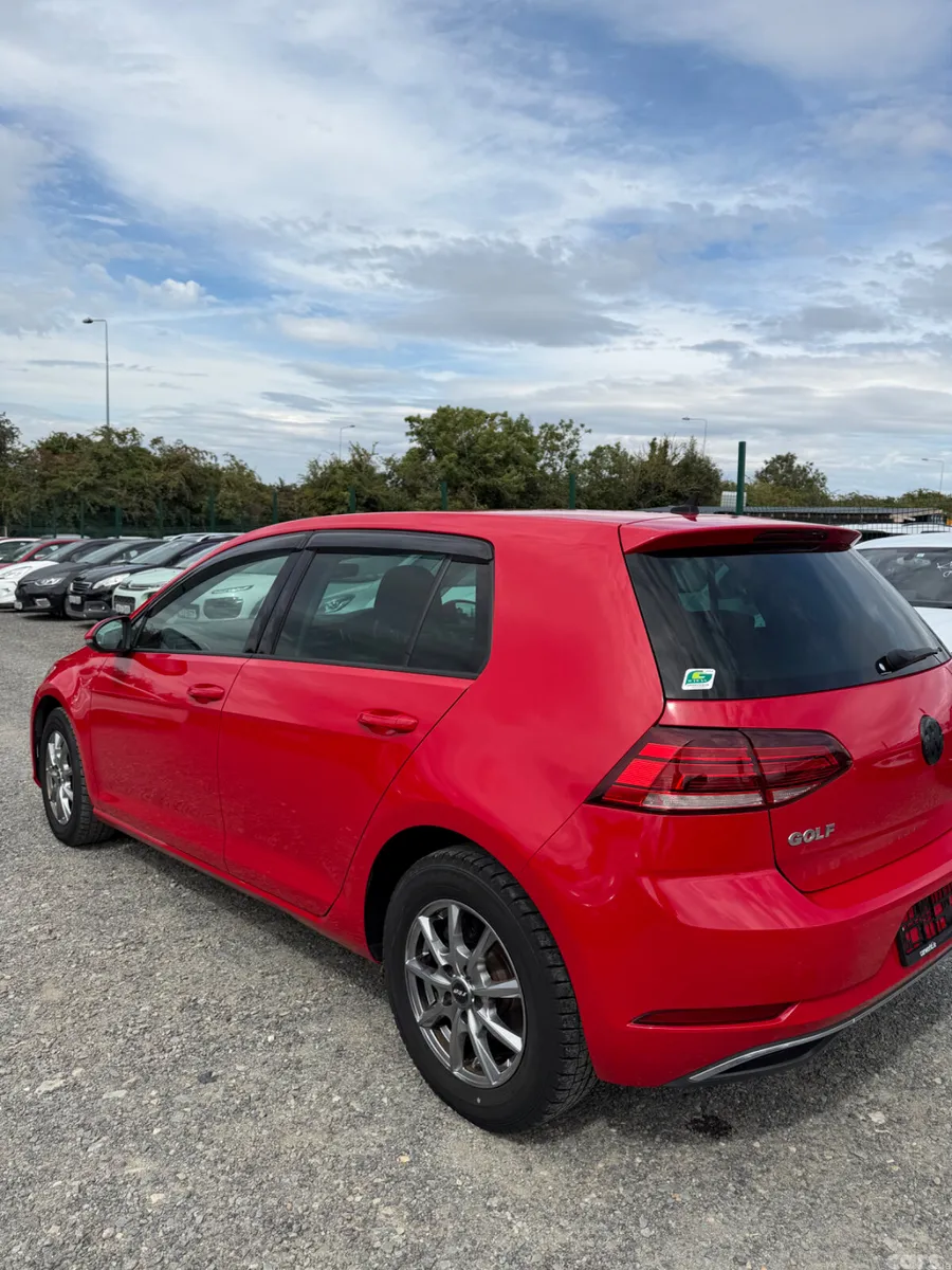 Volkswagen Golf Hatchback, Petrol, 2018, Red