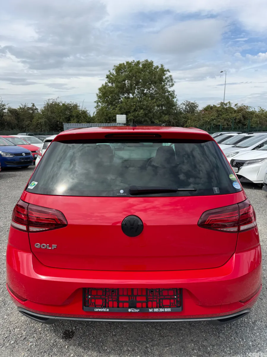 Volkswagen Golf Hatchback, Petrol, 2018, Red