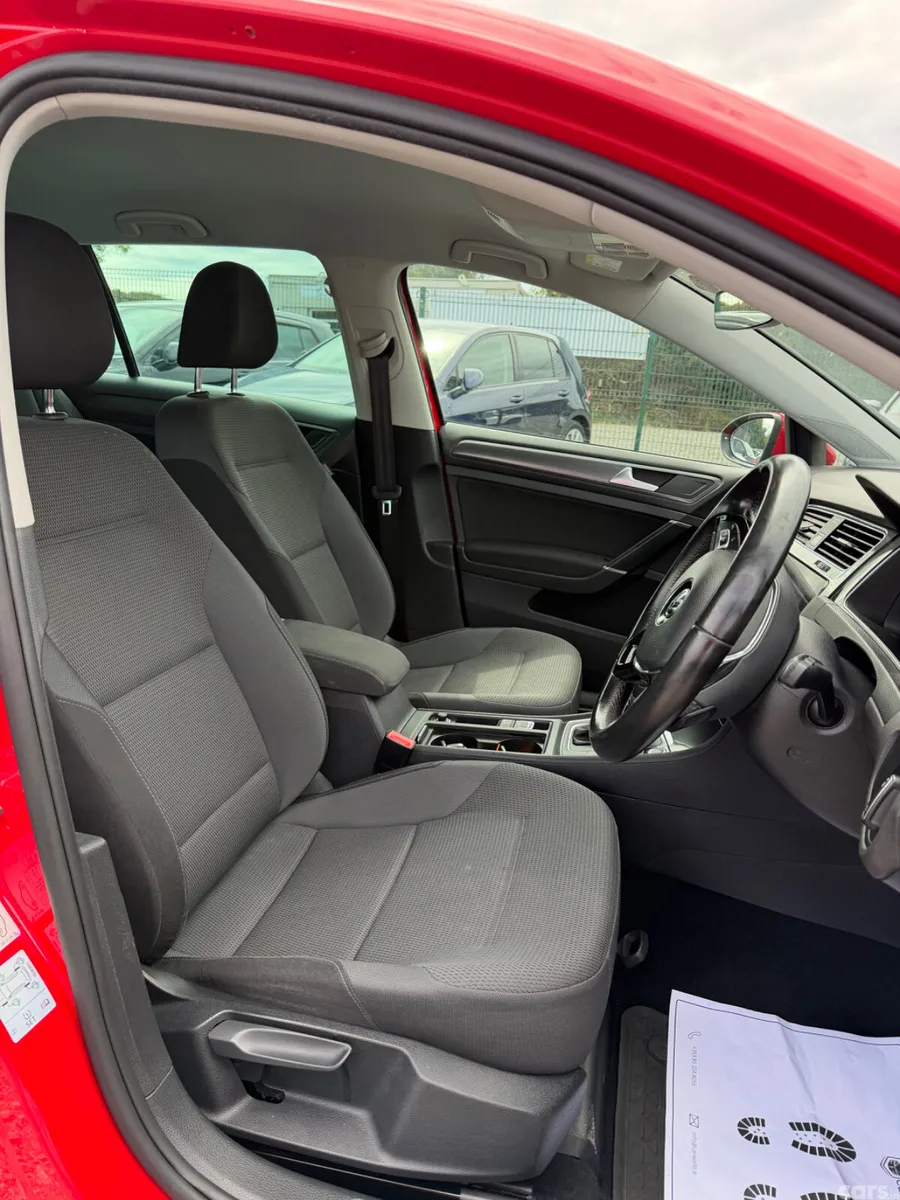 Volkswagen Golf Hatchback, Petrol, 2018, Red