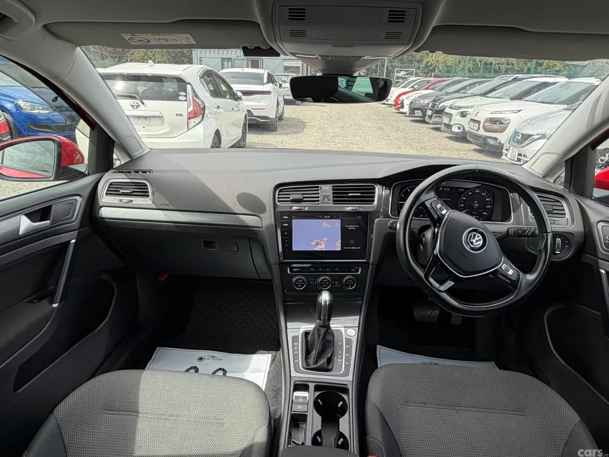 Volkswagen Golf Hatchback, Petrol, 2018, Red