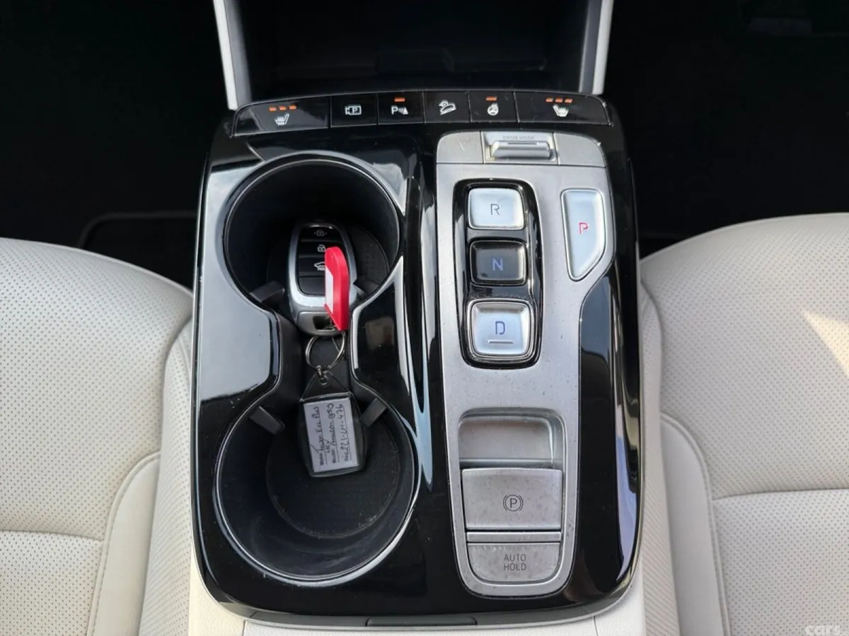 Hyundai Tucson SUV, Petrol Hybrid, 2022, Green