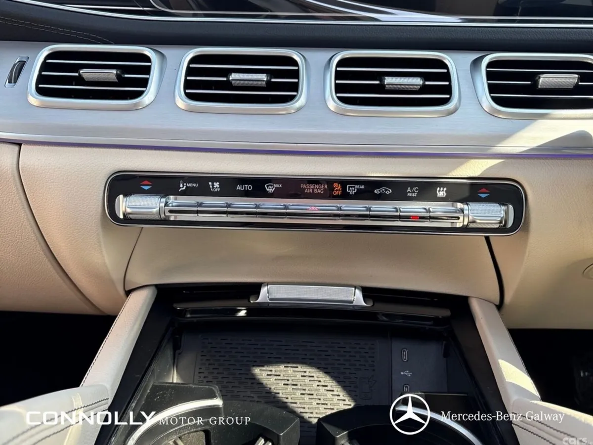 Mercedes-Benz GLE SUV, Petrol Plug-in Hybrid, 2027, Black