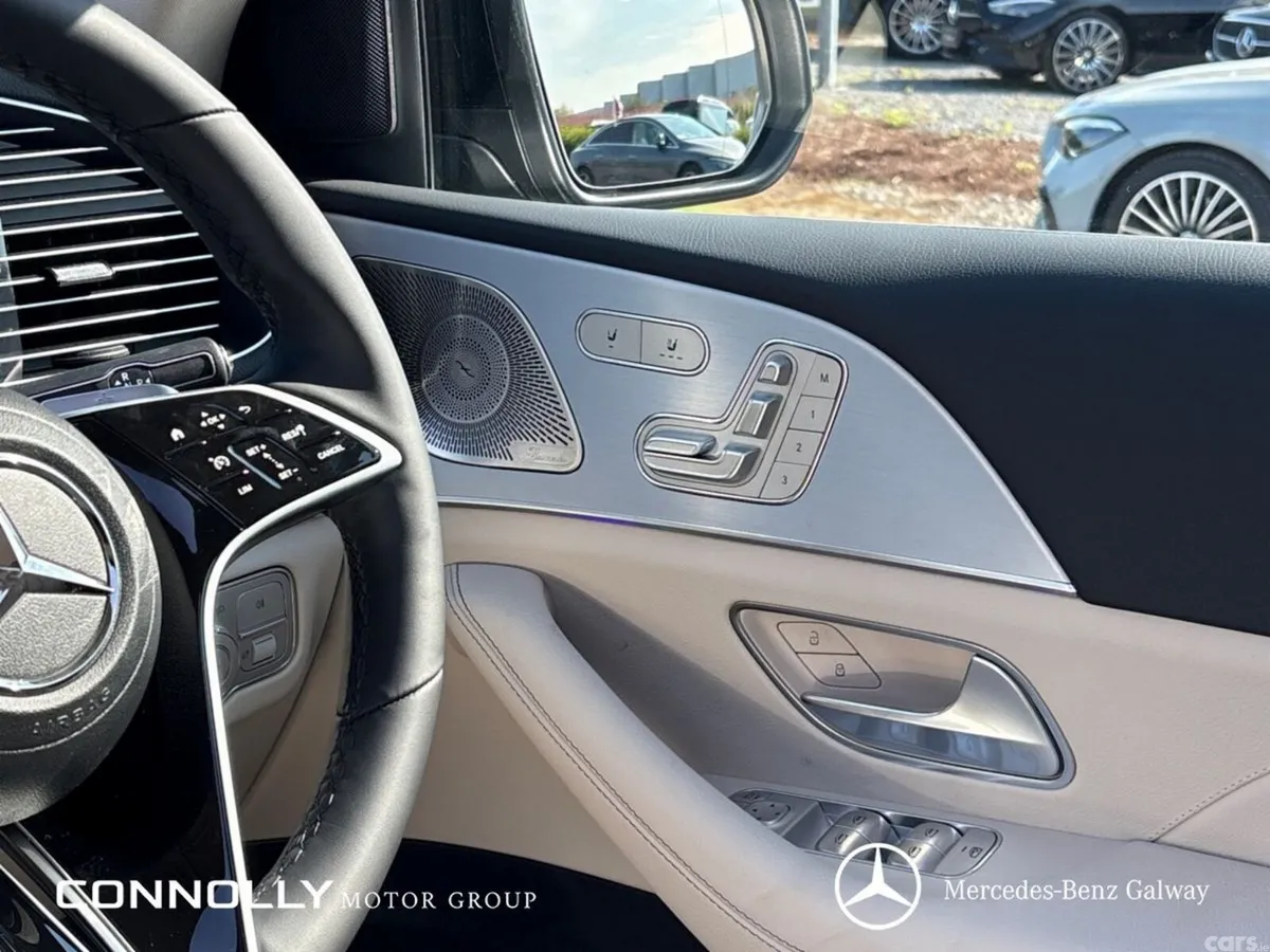 Mercedes-Benz GLE SUV, Petrol Plug-in Hybrid, 2027, Black