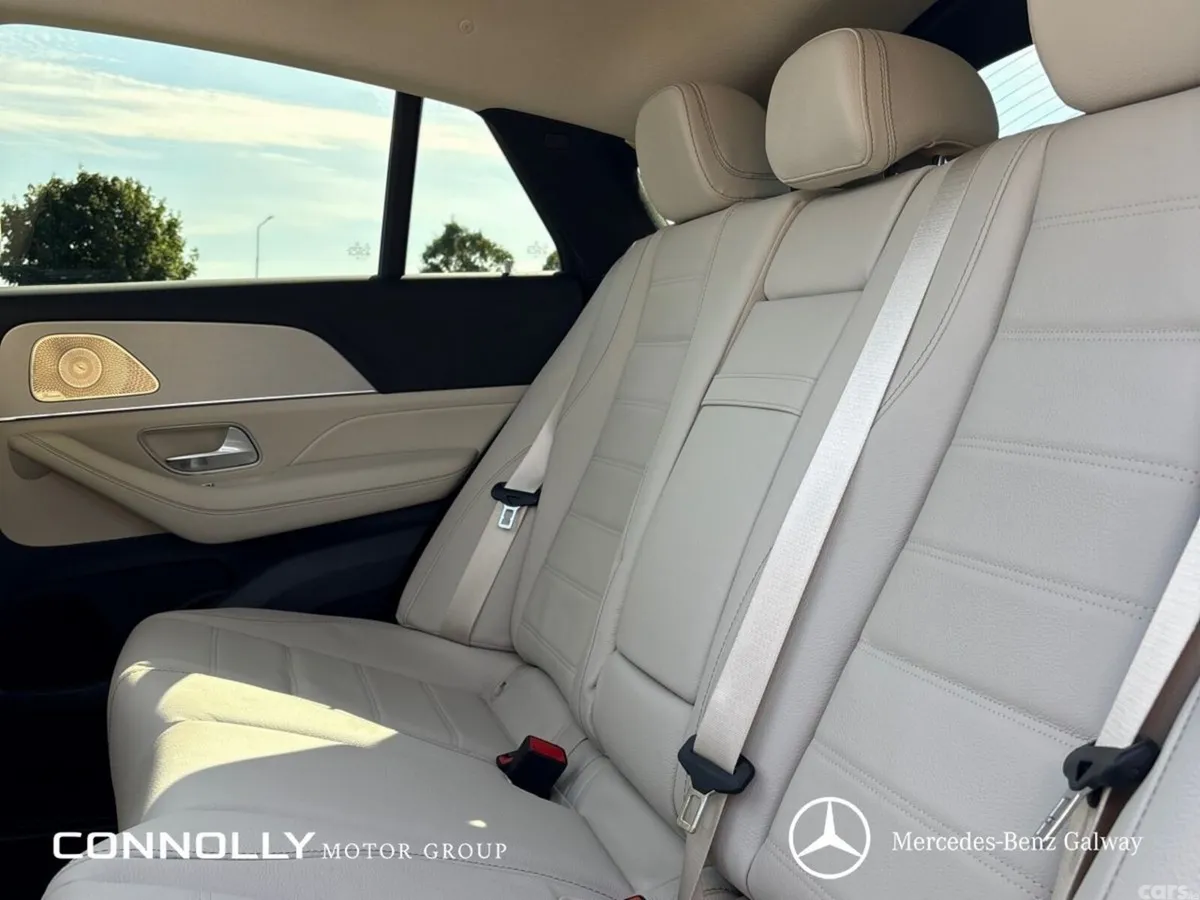Mercedes-Benz GLE SUV, Petrol Plug-in Hybrid, 2027, Black
