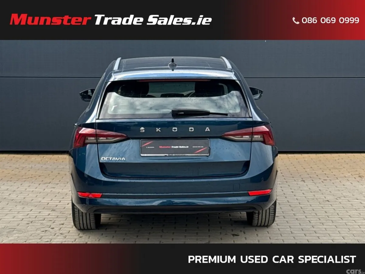 Skoda Octavia Estate, Diesel, 2022, Blue